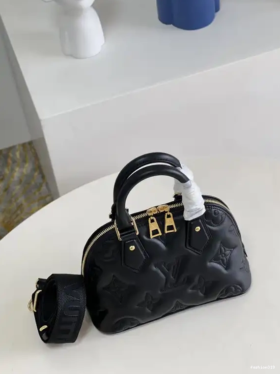 VUITTON BB LOUIS ALMA 0505